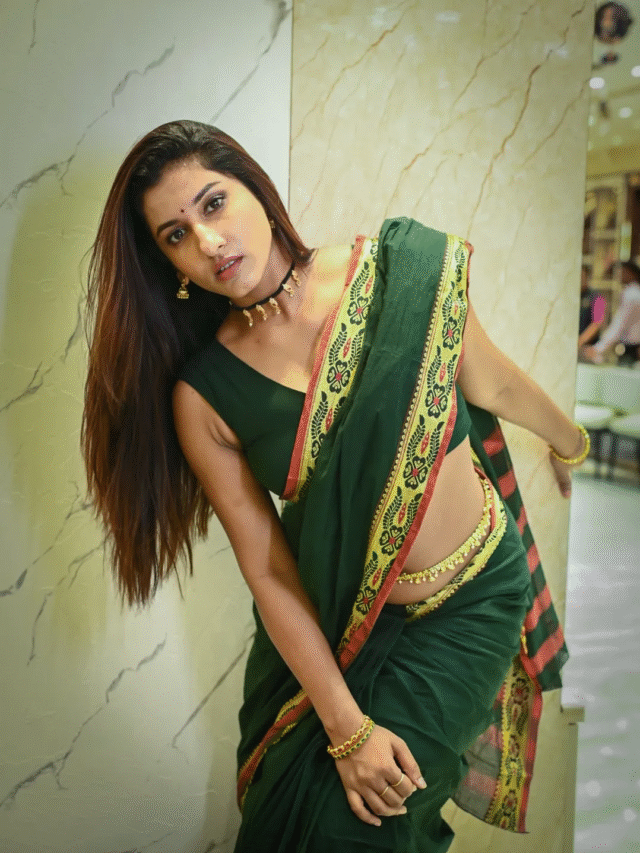 Vishnu Priya Saree Photos: చీరలో విష్ణుప్రియ గ్లామర్ లుక్స్ అదరహో