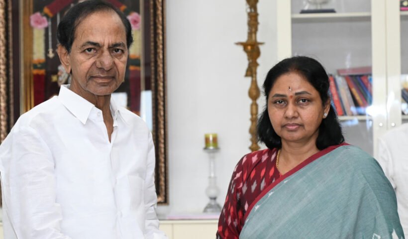 maganti sunita receives b from from kcr