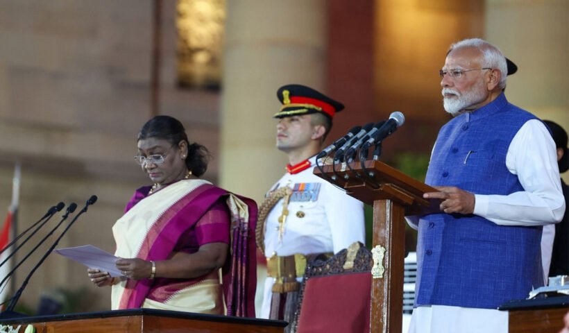pm Narendra modi marks 25 years in government service