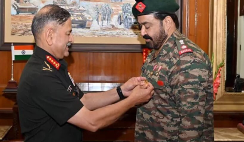 Mohanlal awarded COAS Commendation card