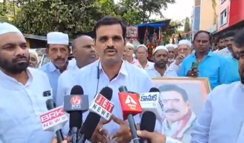 pjr fans fire on Naveen Yadav