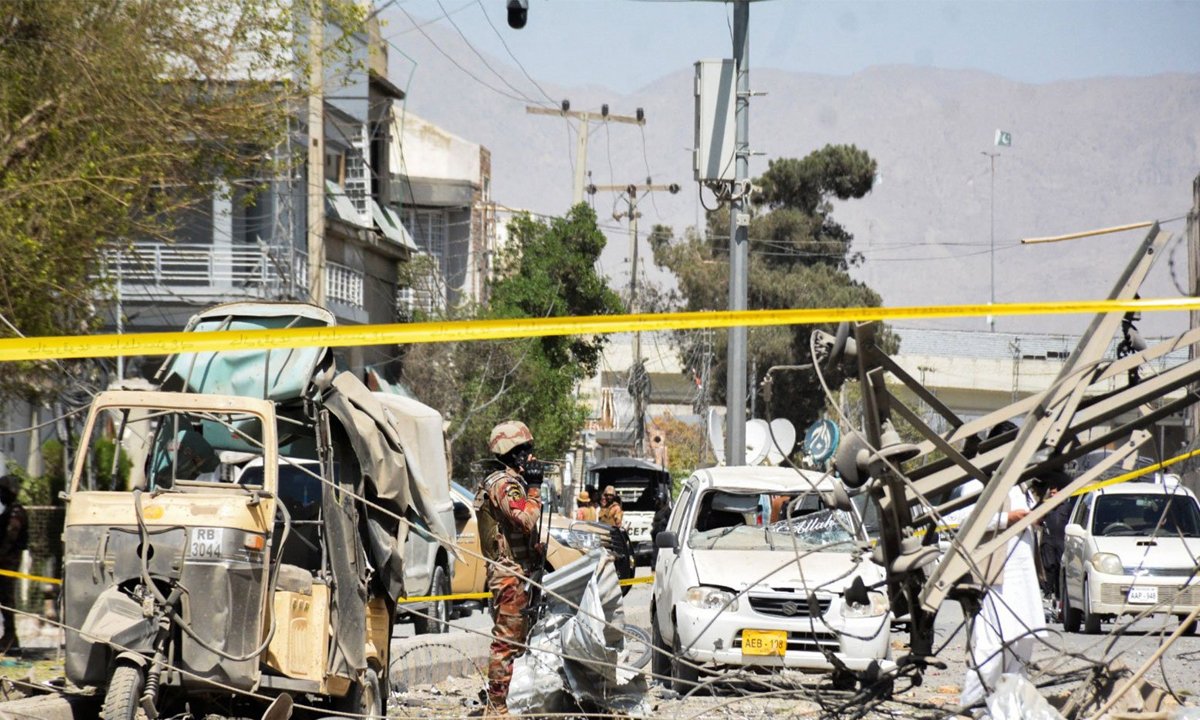 12 killed in blast at Islamabad in pakistan