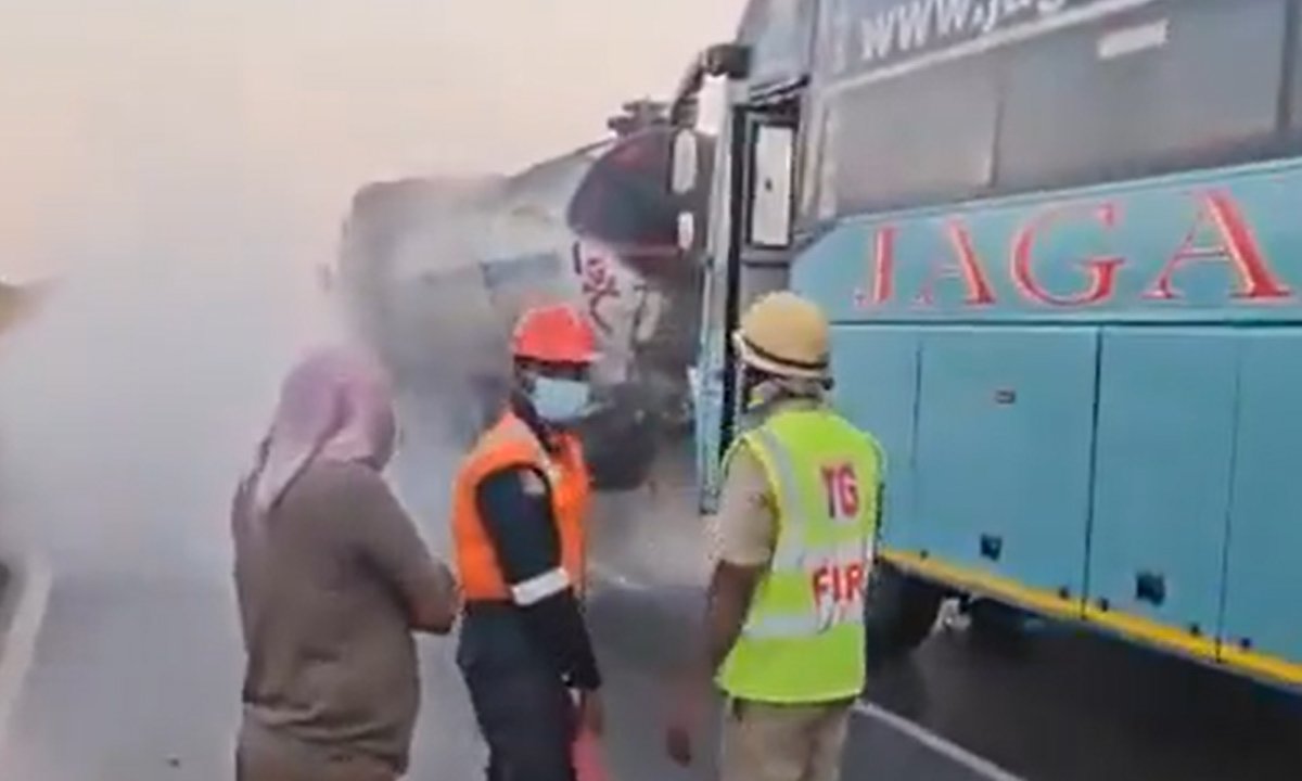 travels bus accident in mahabubnagar dist