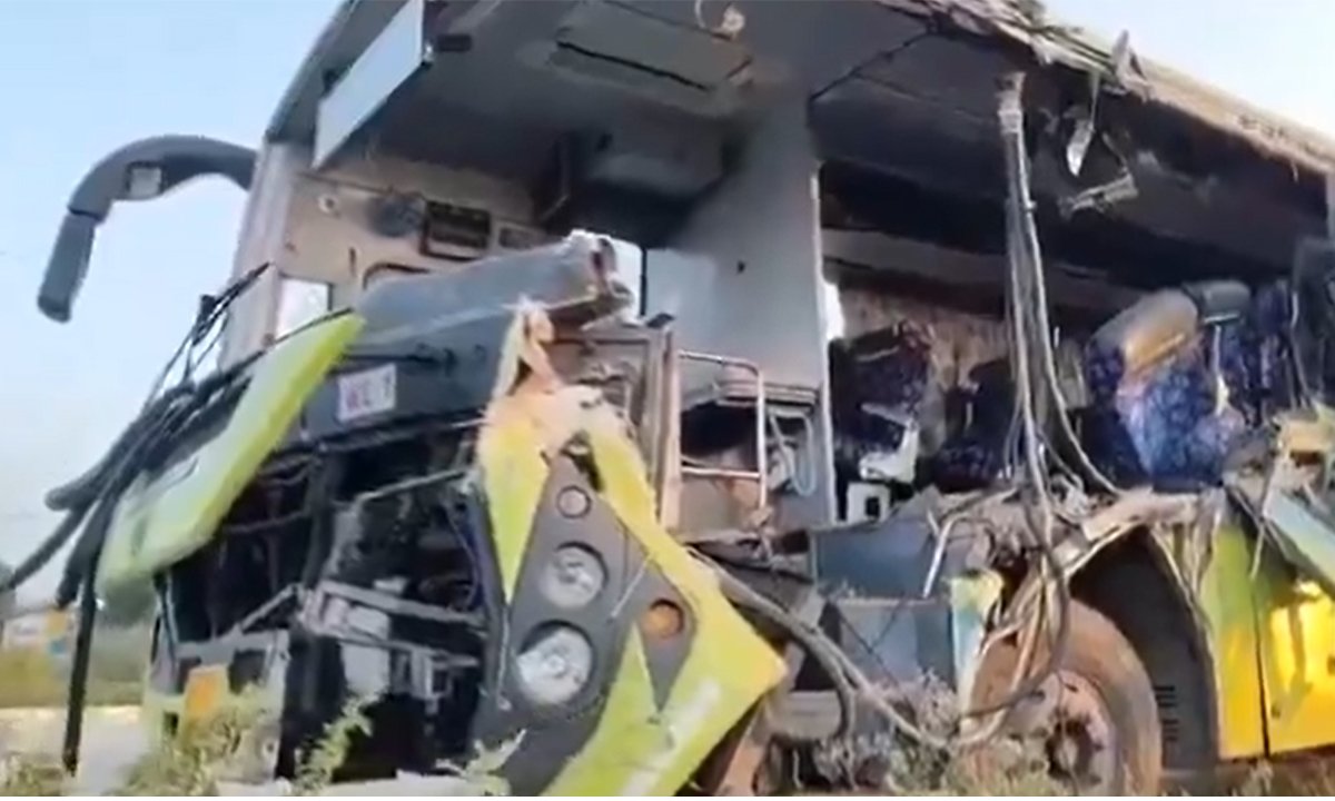 bus accident in jangaon dist telangana