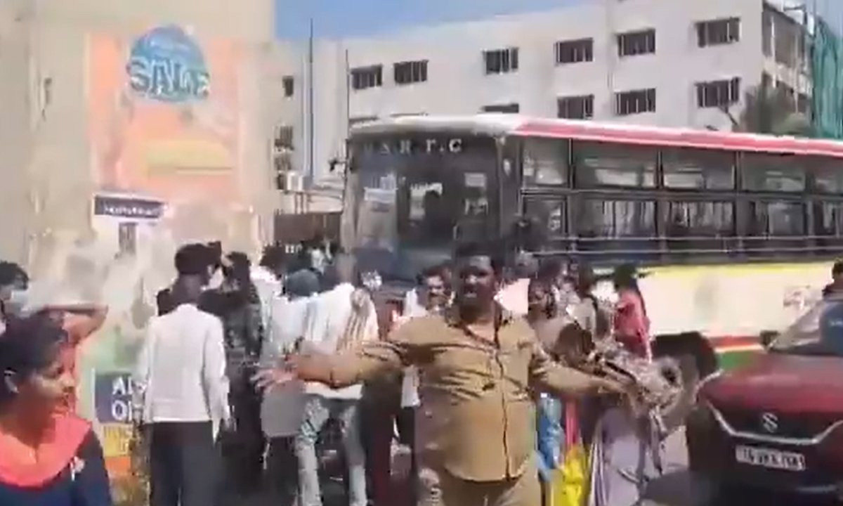 another bus accident in uppal hyderabad