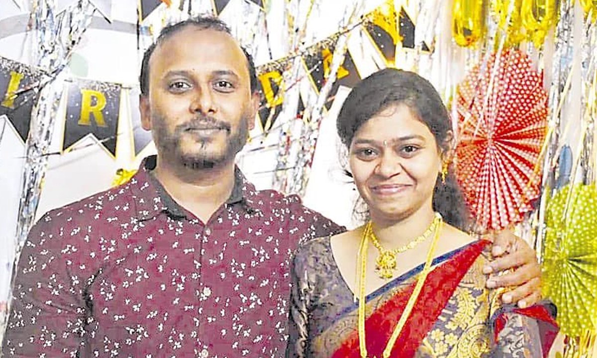 husband commits suicide after pregnant wife dies in shamsabad