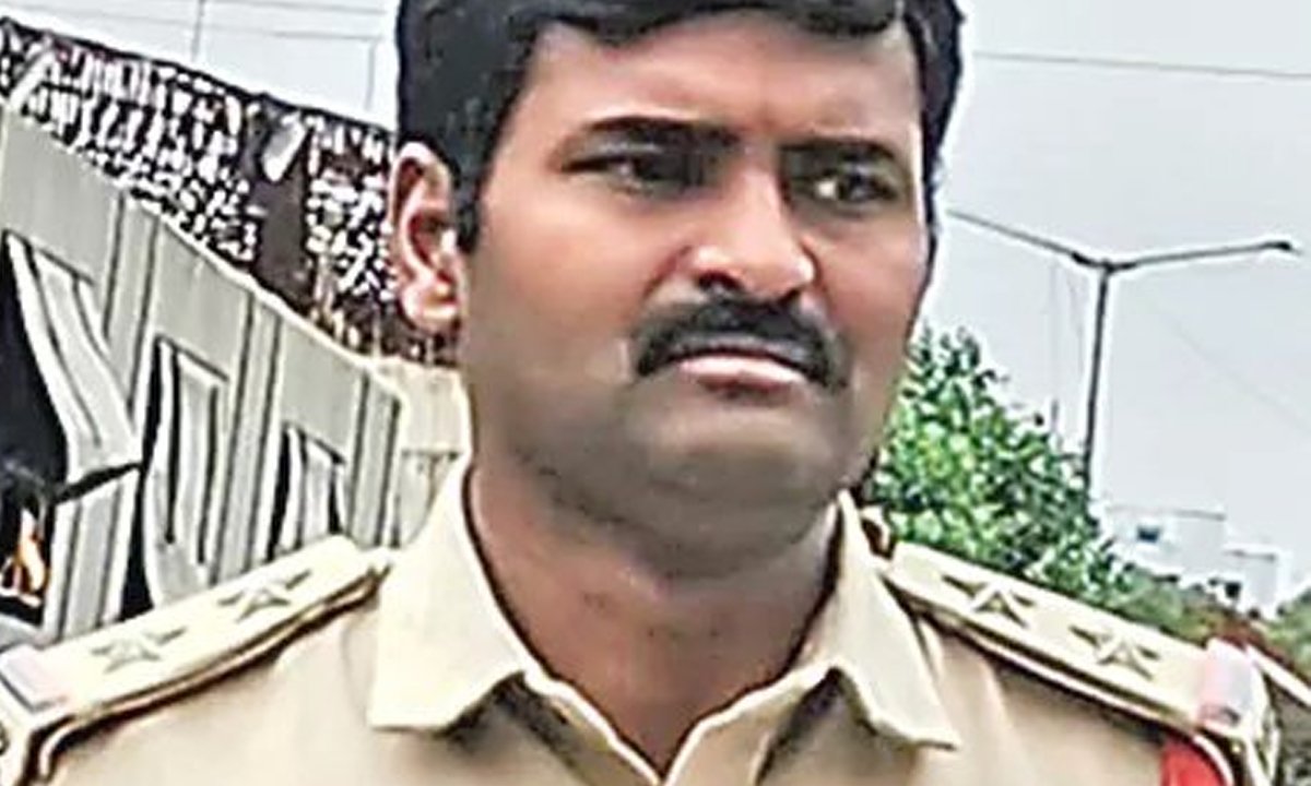 amberpet si Bhanu Prakash lost 1 crore in online betting