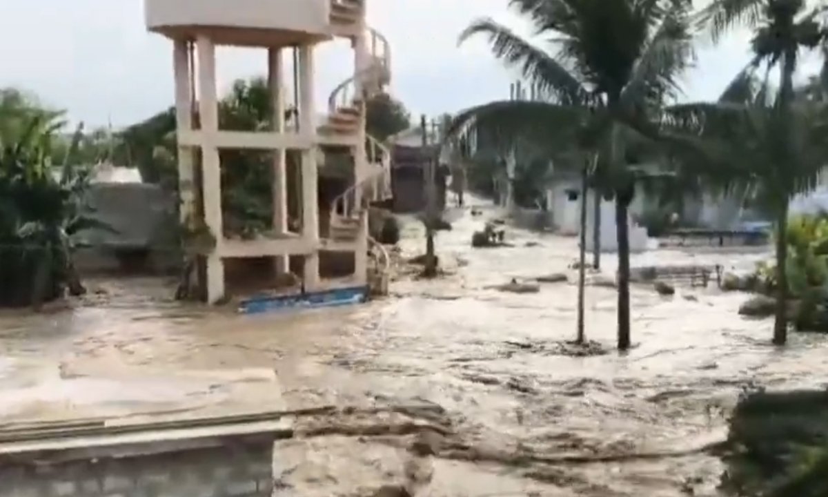 flood waters surge into kalaaturu in Tirupati dist